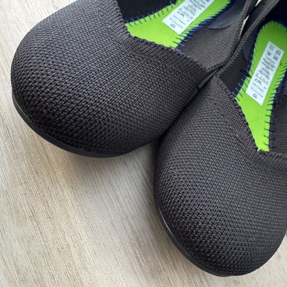 Rothy's Daily Flat Women's 7 Black Sustainable Washable Shoes - Picture 4 of 10